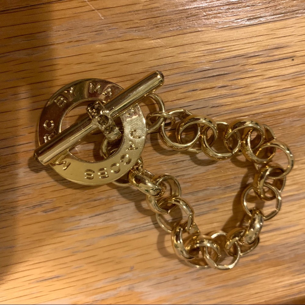 Marc Jacobs gold bracelet